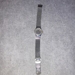 Skagen Mesh band analogue Watch silver tone with gold tone numbers